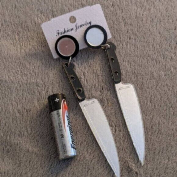 Cute and edgy acrylic knife post earrings - Picture 6 of 8